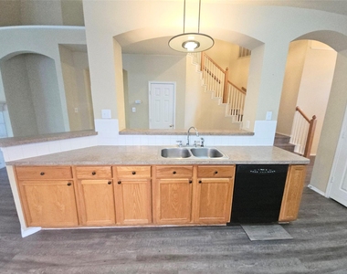 4605 Buffalo Bend Place - Photo Thumbnail 4