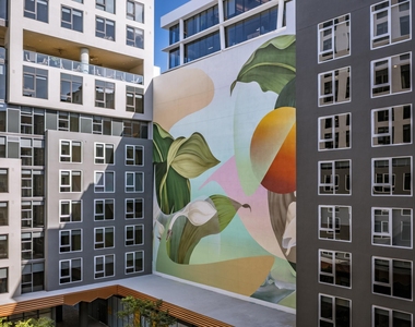 286 Nw 29th Street - Photo Thumbnail 1