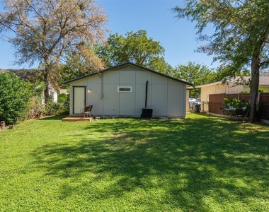 4024 Frazier Avenue - Photo Thumbnail 18