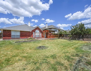 216 Quail Trail Lane - Photo Thumbnail 14