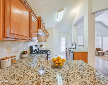 216 Quail Trail Lane - Photo Thumbnail 5