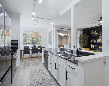7009 E Acoma Drive - Photo Thumbnail 8