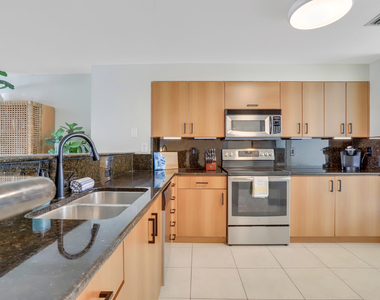 260 Ne 3rd Street - Photo Thumbnail 20
