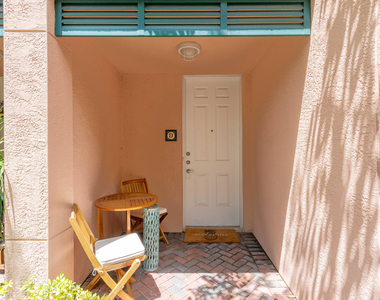 260 Ne 3rd Street - Photo Thumbnail 6