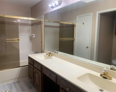 14333 Preston Road - Photo Thumbnail 12