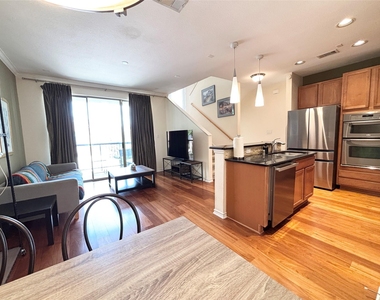 2016 Azure Pointe - Photo Thumbnail 3