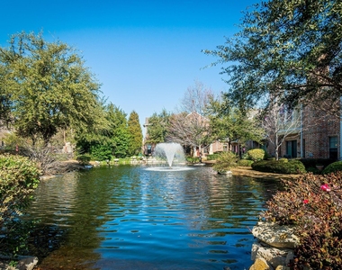 2016 Azure Pointe - Photo Thumbnail 19