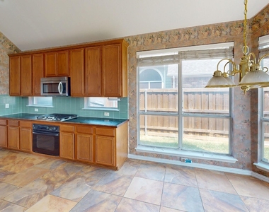 5624 Seneca Drive - Photo Thumbnail 3