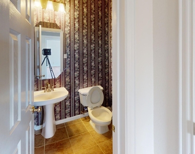 5624 Seneca Drive - Photo Thumbnail 22