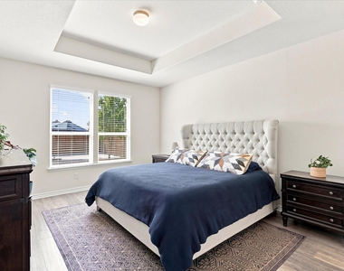 2613 Wayne Avenue - Photo Thumbnail 15