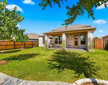 2613 Wayne Avenue - Photo Thumbnail 29