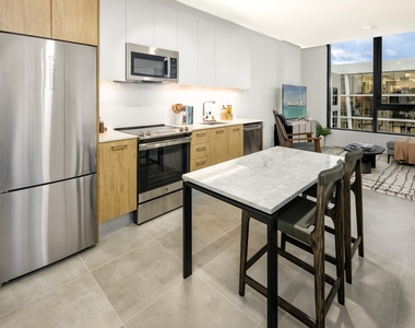 286 Nw 29th Street - Photo Thumbnail 16