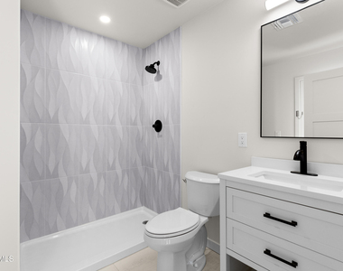 10010 N 29th Street - Photo Thumbnail 10
