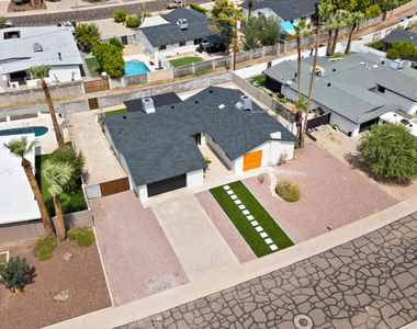 10010 N 29th Street - Photo Thumbnail 16