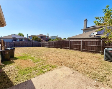 2732 Ingram Circle - Photo Thumbnail 20