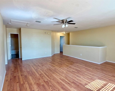 2732 Ingram Circle - Photo Thumbnail 14
