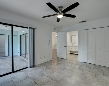 5770 Se Wilsie Drive - Photo Thumbnail 10