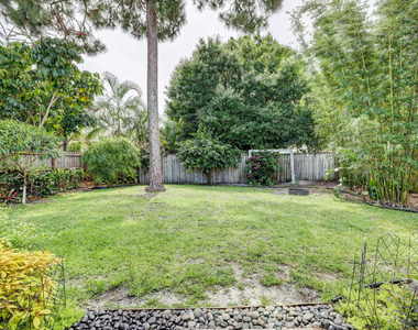 5770 Se Wilsie Drive - Photo Thumbnail 21