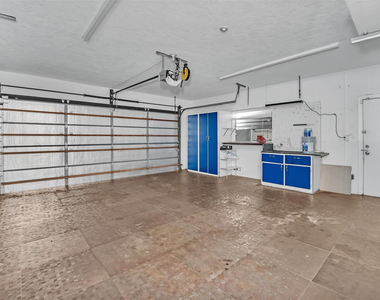 2427 Sea Island Drive - Photo Thumbnail 33