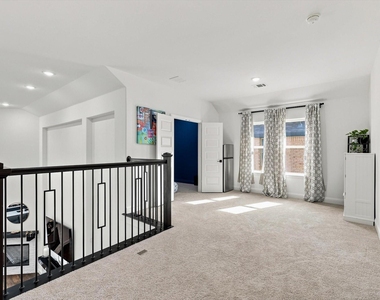 1717 Canals Drive - Photo Thumbnail 20