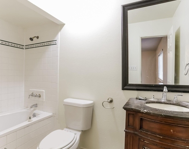 1206 California Trail - Photo Thumbnail 11