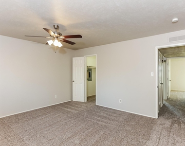 1206 California Trail - Photo Thumbnail 8