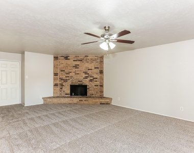 1206 California Trail - Photo Thumbnail 2