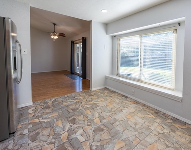 1512 Jabbet Drive - Photo Thumbnail 22
