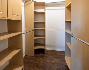1512 Jabbet Drive - Photo Thumbnail 19