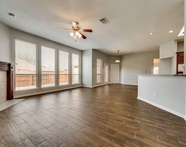 4911 Lakeland Drive - Photo Thumbnail 9