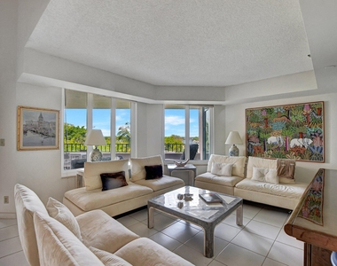 100 Se 5th Avenue - Photo Thumbnail 4
