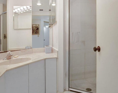 100 Se 5th Avenue - Photo Thumbnail 28
