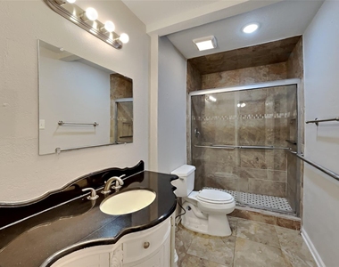 3413 Castle Rock Lane - Photo Thumbnail 7