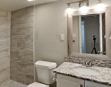 3413 Castle Rock Lane - Photo Thumbnail 14