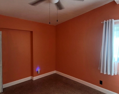 4330 Sw 10th Street - Photo Thumbnail 8