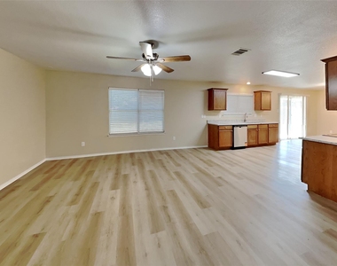 616 Destin Drive - Photo Thumbnail 1
