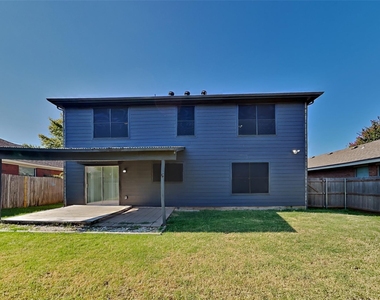 616 Destin Drive - Photo Thumbnail 14