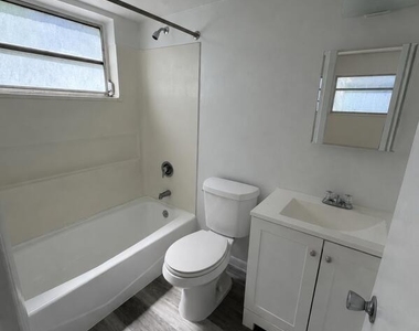 610 Ne 1st Avenue - Photo Thumbnail 3