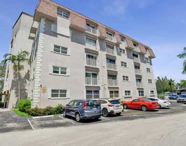 5911 Ne 14th Lane - Photo Thumbnail 1