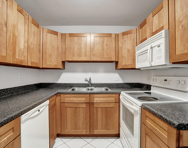 5911 Ne 14th Lane - Photo Thumbnail 2