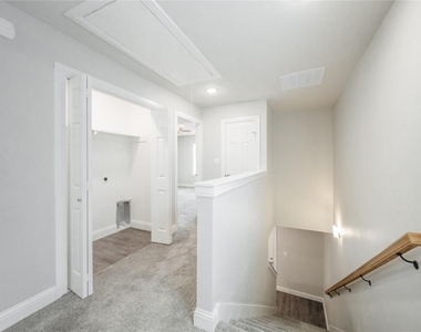 1016 W Ford Street - Photo Thumbnail 18