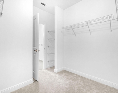 540 Sanderling Circle - Photo Thumbnail 9