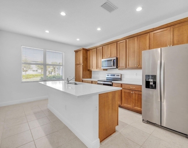 540 Sanderling Circle - Photo Thumbnail 1
