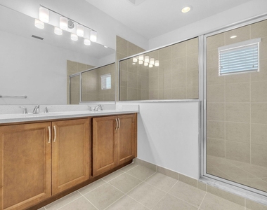 540 Sanderling Circle - Photo Thumbnail 4