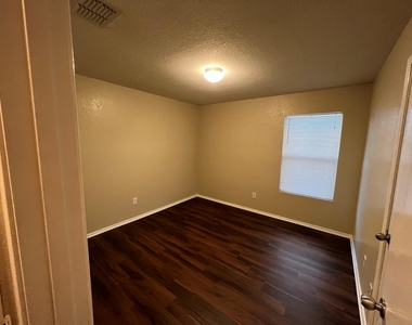 14036 Firebush Lane - Photo Thumbnail 19