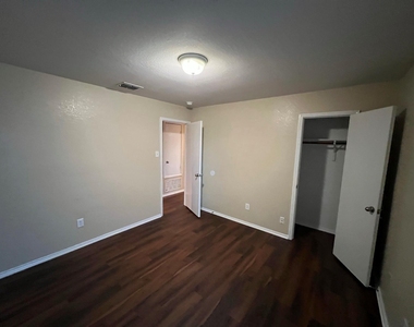 14036 Firebush Lane - Photo Thumbnail 22