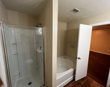 14036 Firebush Lane - Photo Thumbnail 16