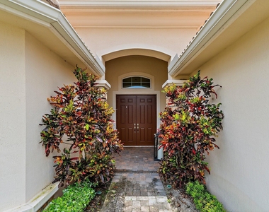 518 Carrara Court - Photo Thumbnail 5