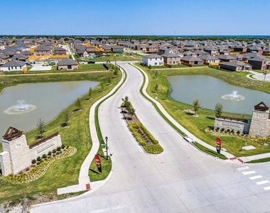 617 Harbor Oaks Drive - Photo Thumbnail 30