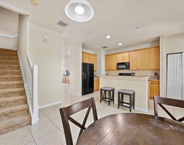 335 E Thatch Palm Circle - Photo Thumbnail 13